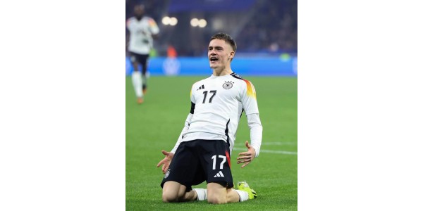 Duitse voetballegende duikt weer op, Wirtz breekt record in 8 seconden